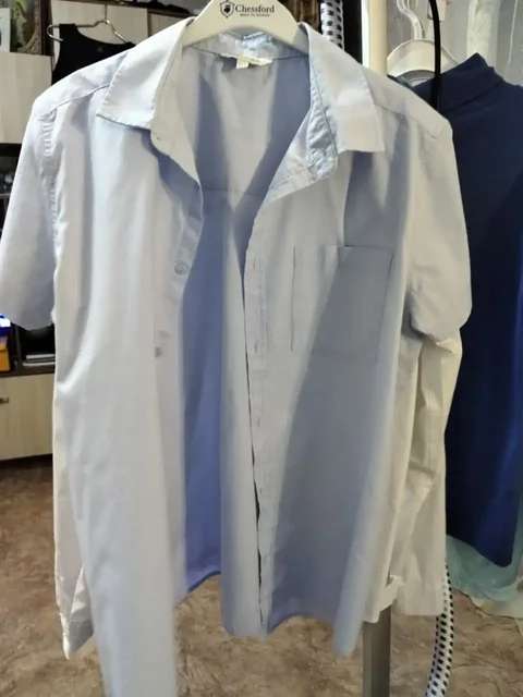 Продажа рубашек, водолазки, поло и школьных брюк - Брюки в Чита