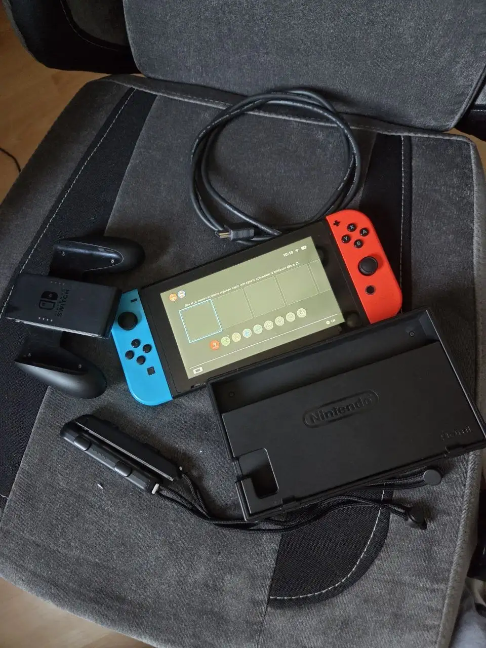 Продаётся Nintendo Switch rev 1 с комплектом аксессуаров - Игровые консоли (Электроника) в Чита