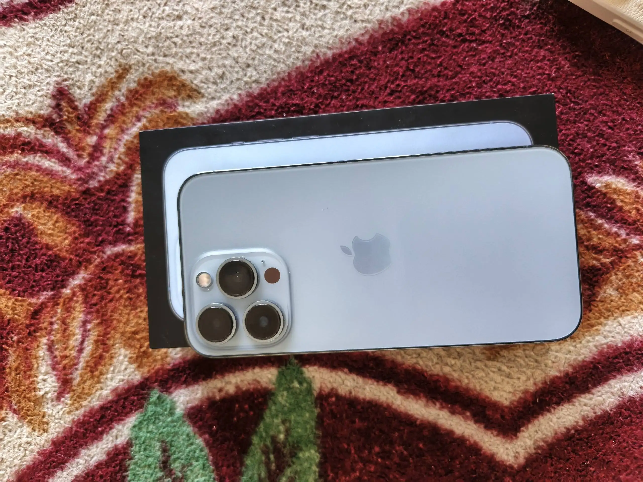 Продам iPhone 13 Pro с комплектом - Смартфоны (Электроника) в Чита