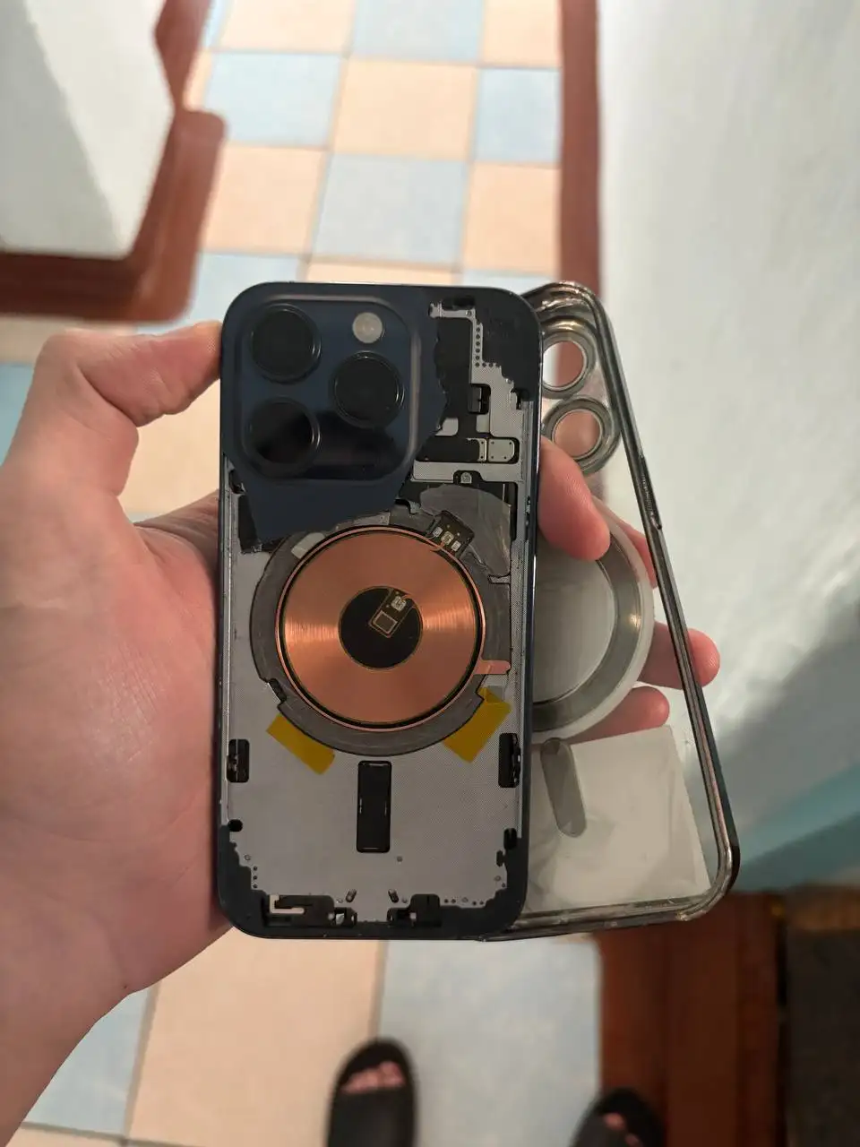 Продам/обменяю iPhone 15 Pro 256 ГБ - Смартфоны (Электроника) в Чита