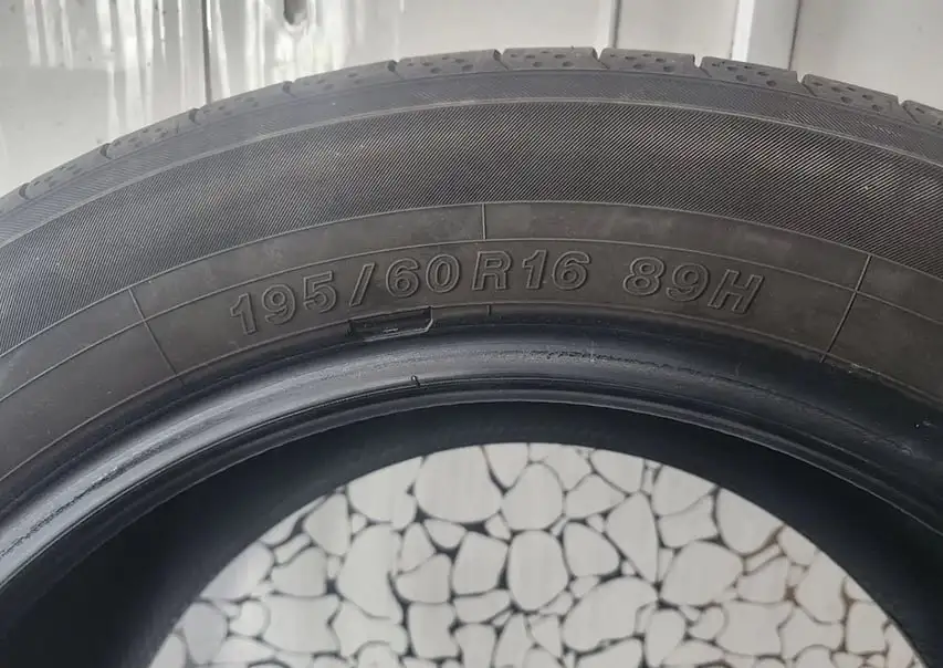 Летние шины Yokohama 195/60 R16 - Шины (Авто) в Чита