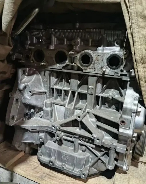 Продам двигатель MR 20DE - Двигатели и запчасти в Чита