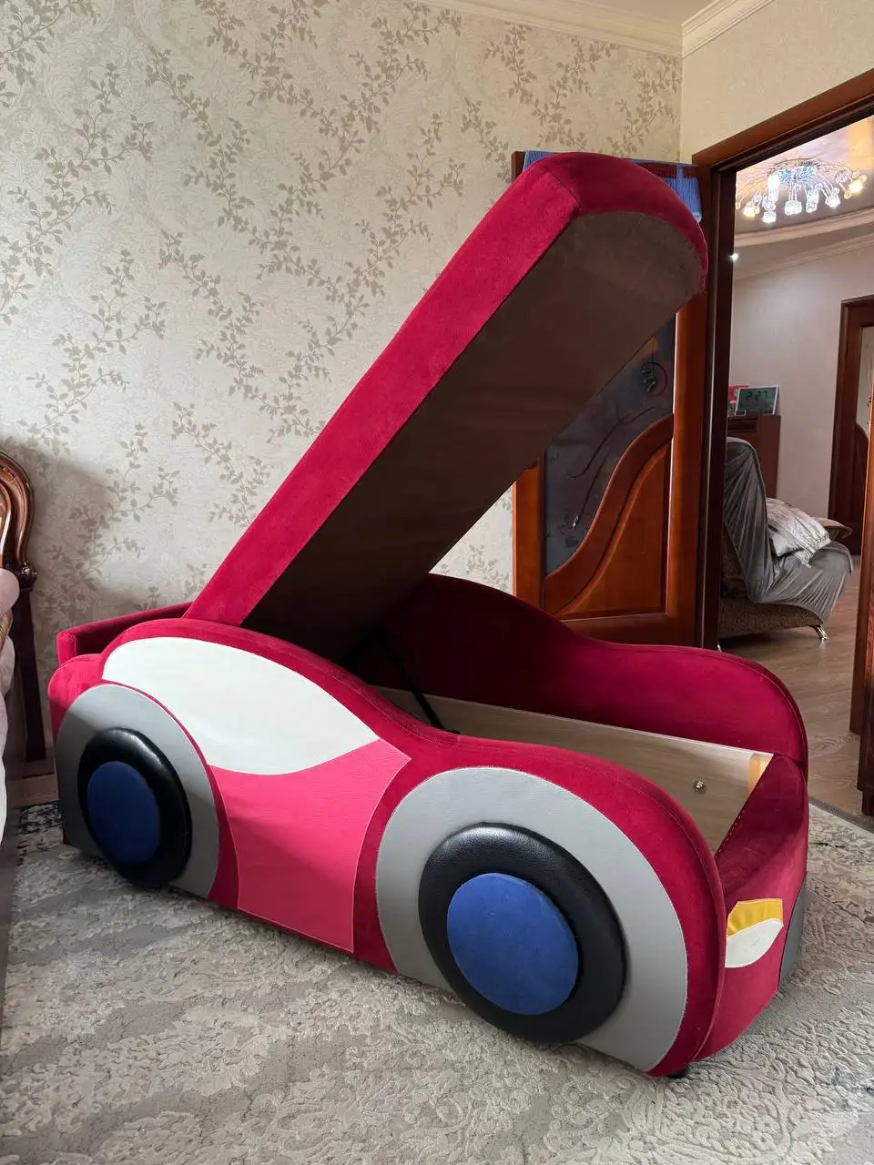 Детский диван-кровать, кресло-диван, подставка для цветов - Мебель (Для дома и дачи) в Чита