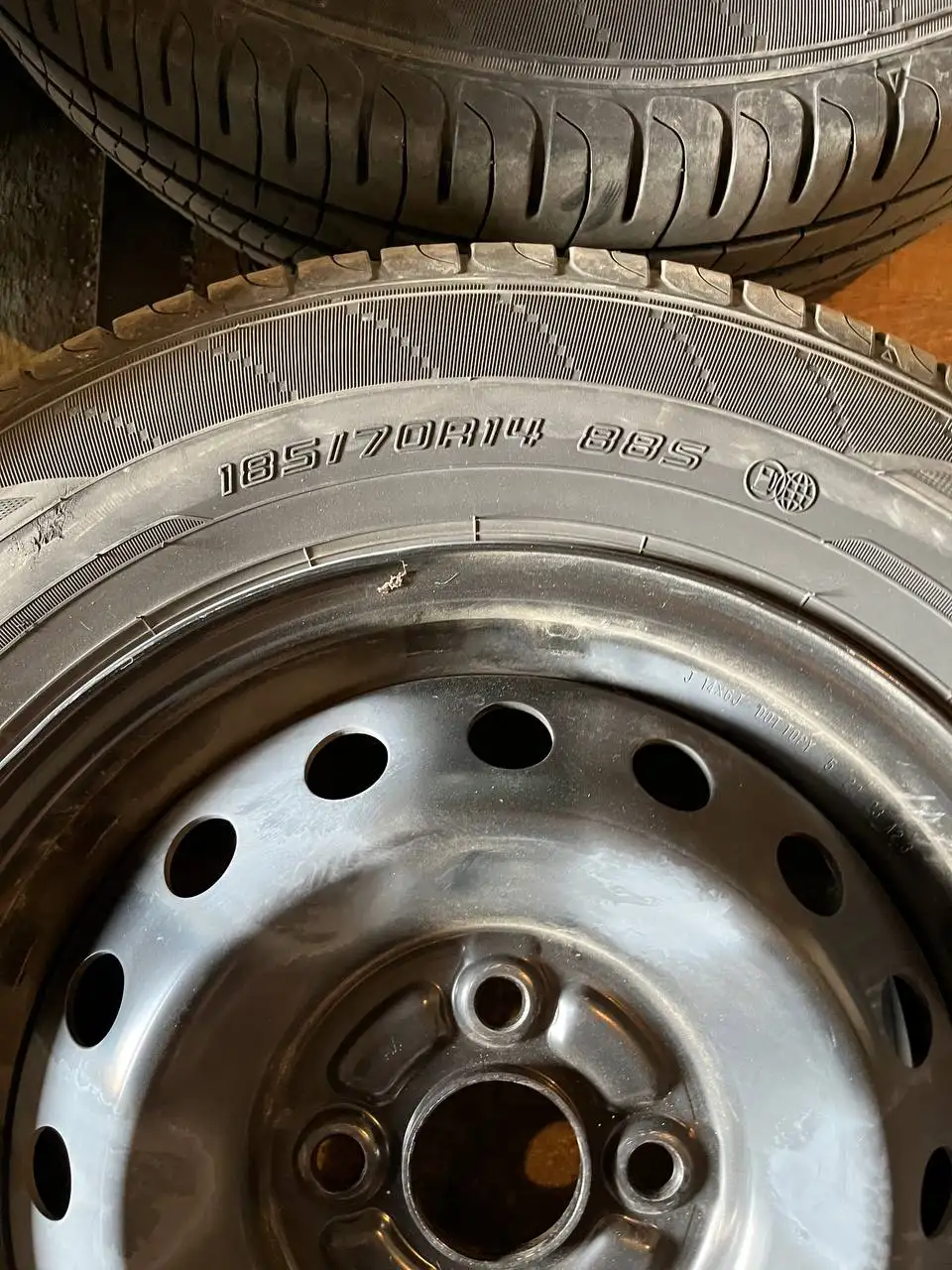 Продам летние колеса R14 - Шины и диски (Авто) в Чита