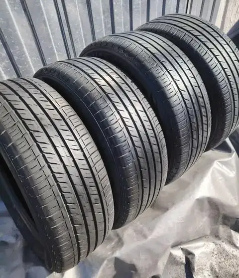 Продам летние шины Dunlop 215/60 R16 - Шины и диски (Запчасти) в Чита