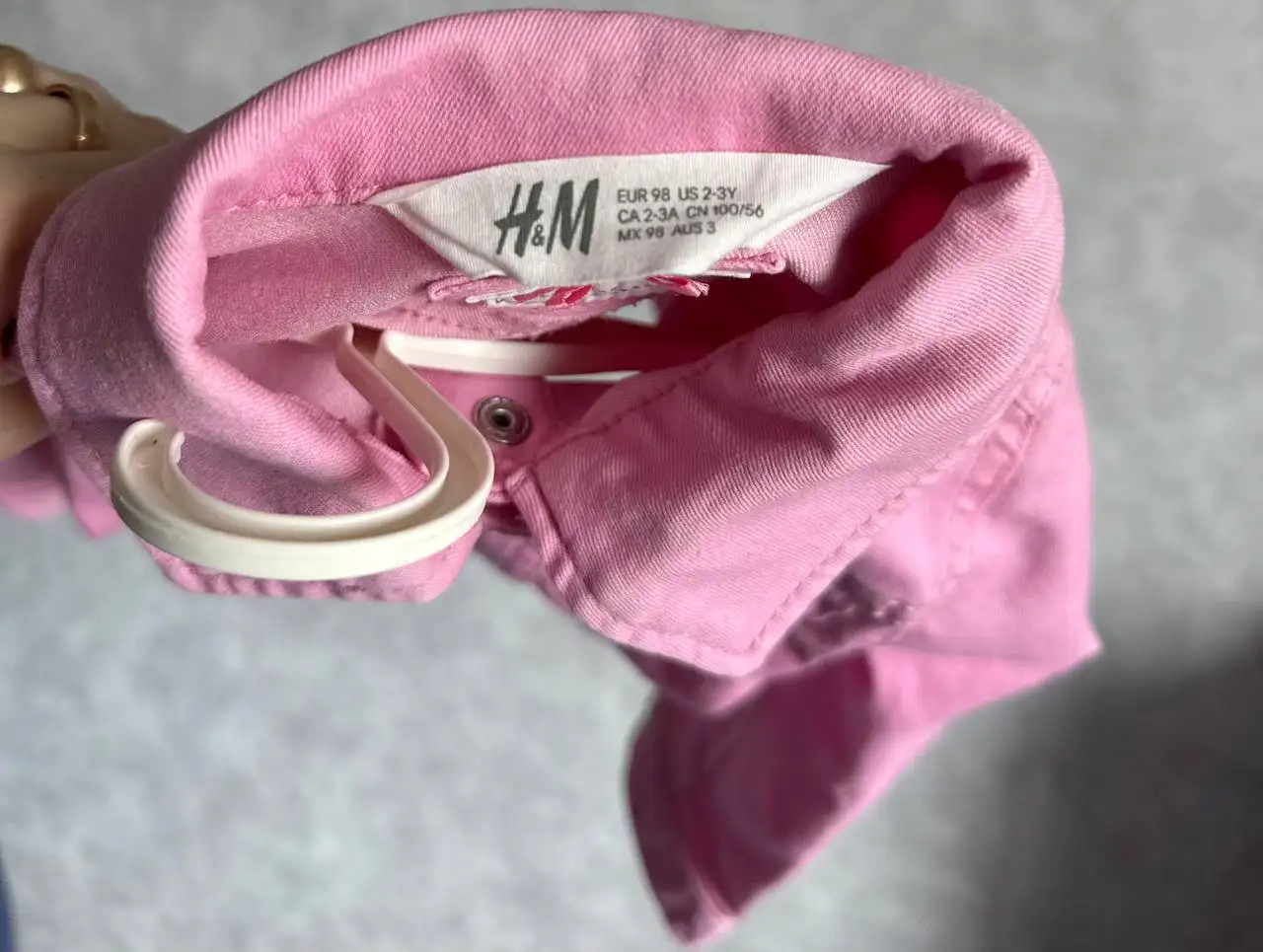 Продам джинсовку HM - Одежда в Чита