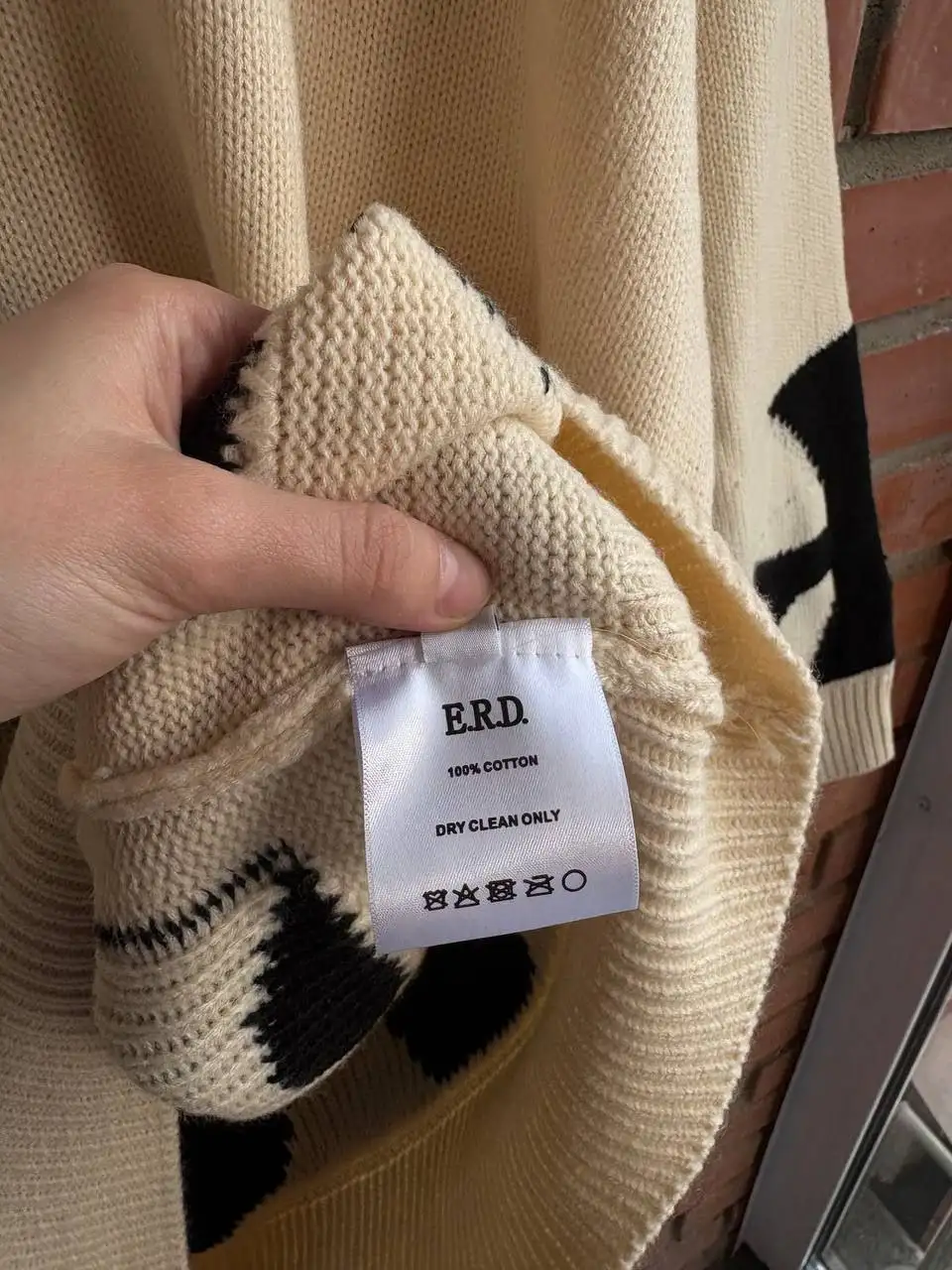Кофта ERD с крестами - Верхняя одежда (Одежда) в Чита