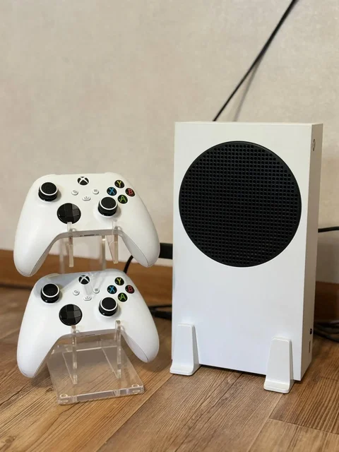 Продажа Xbox Series S (512 ГБ) в полной комплектации - Игры, приставки и аксессуары в Чита