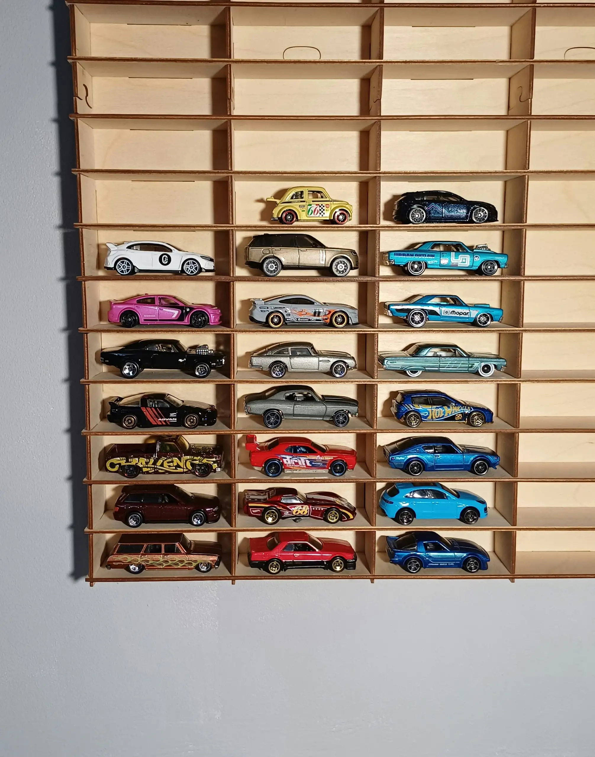 Продам модели Hot Wheels - Коллекционирование (Хобби и отдых) в Чита