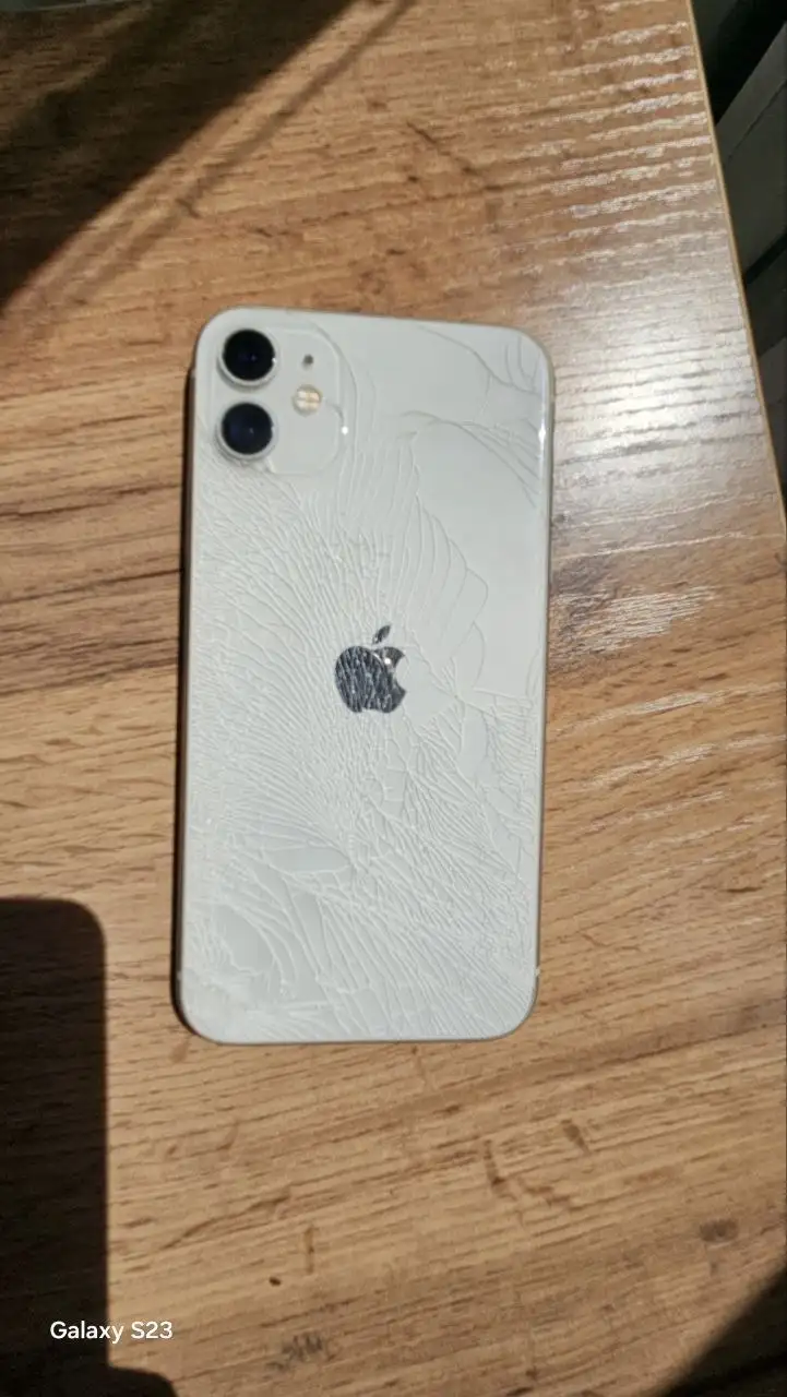 Продам iPhone 11 - Телефоны и смартфоны (Электроника) в Чита