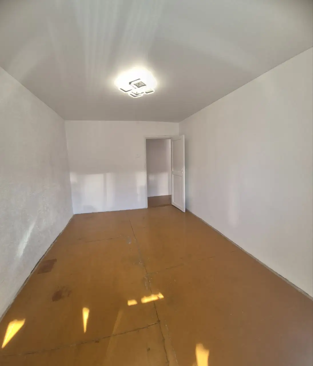 Продажа 2-комнатной квартиры в Жд районе на ул. Добролюбова - Квартиры (Недвижимость) в Улан-Удэ