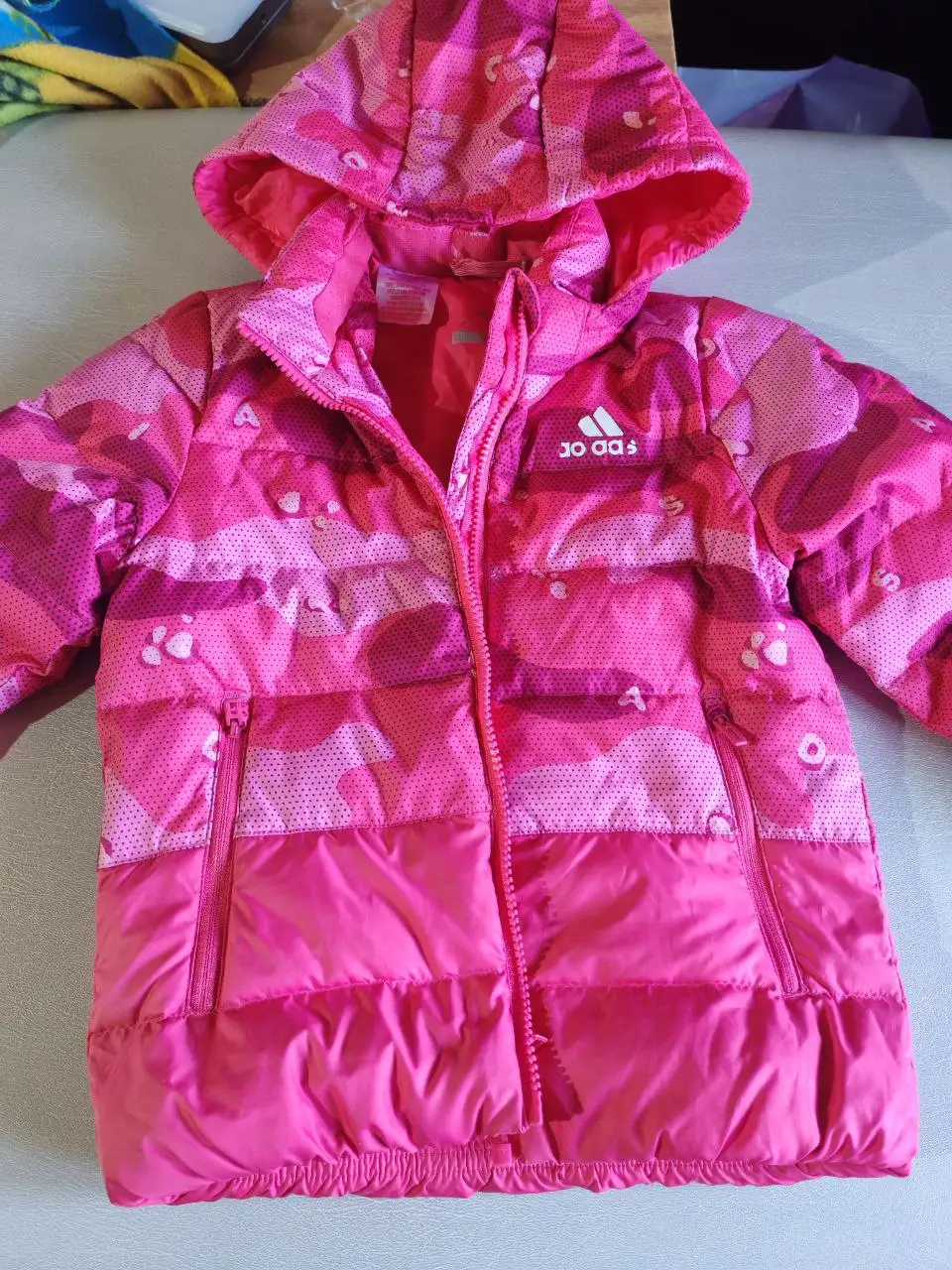 Продажа весенней курточки с флисом 98 размера - Верхняя одежда (Одежда) в Улан-Удэ