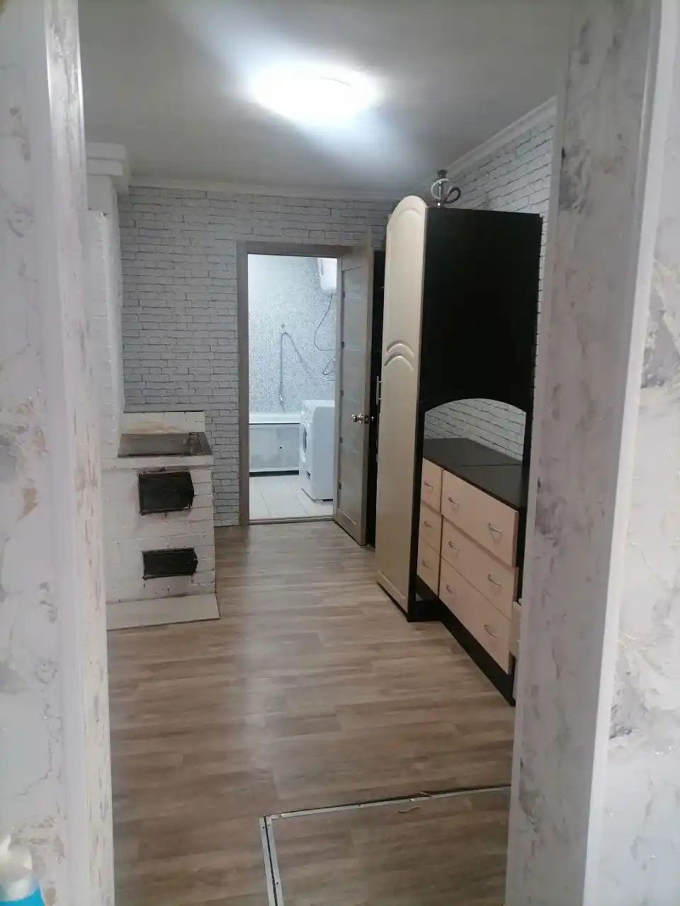 Продам теплый просторный дом с участком