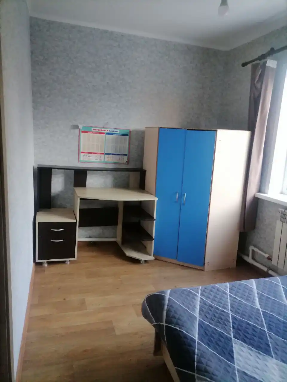 Продам теплый просторный дом с участком