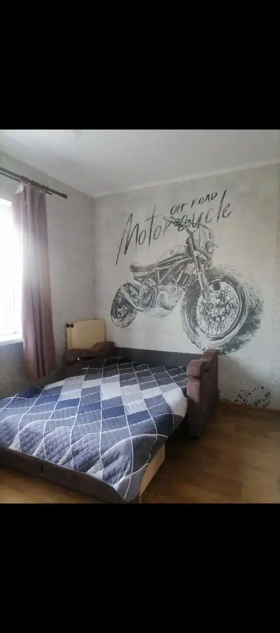 Продам теплый просторный дом с участком