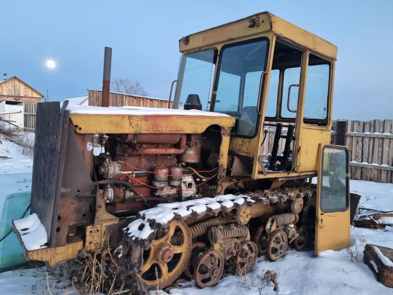 Трактор ДТ-75 в отличном состоянии