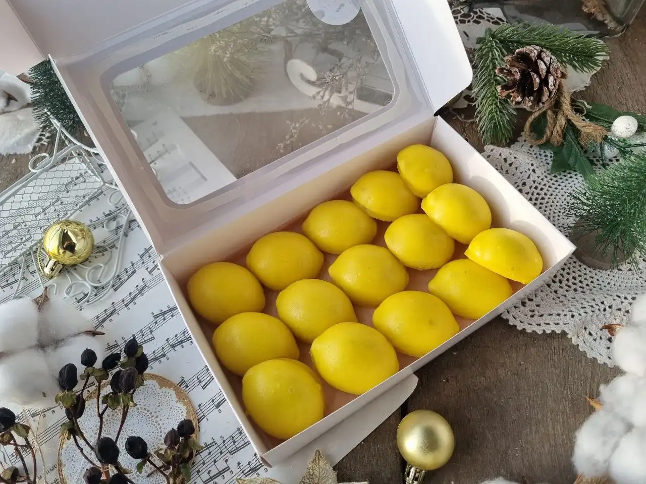 Зефирные лимоны в шоколадной глазури