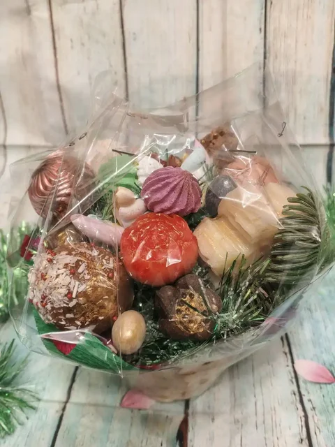 Новогодний букет из сладостей ручной работы - частное объявление в Улан-Удэ