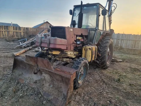 Продам экскаватор-планировщик ЮМЗ-6 в идеальном состоянии - частное объявление в Кабанск