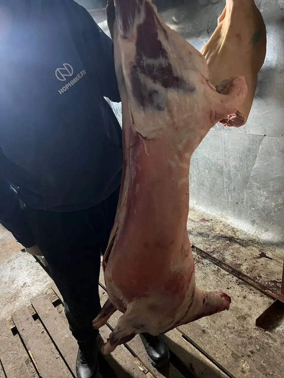 Свежее деревенское мясо