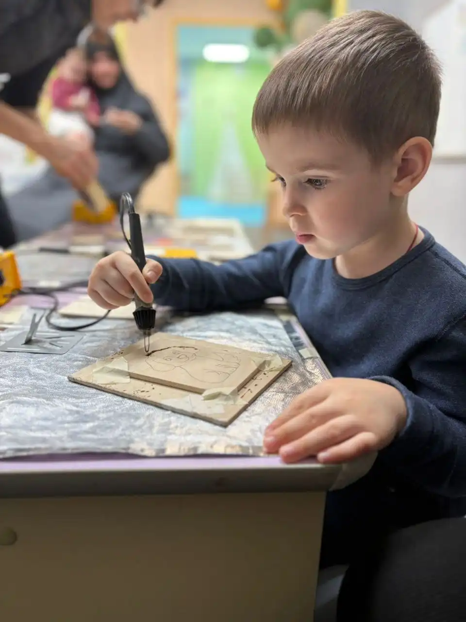 Мастер-классы по выжиганию по дереву и созданию игрушек из фетра к Новому году - Хобби и отдых в Красноярск