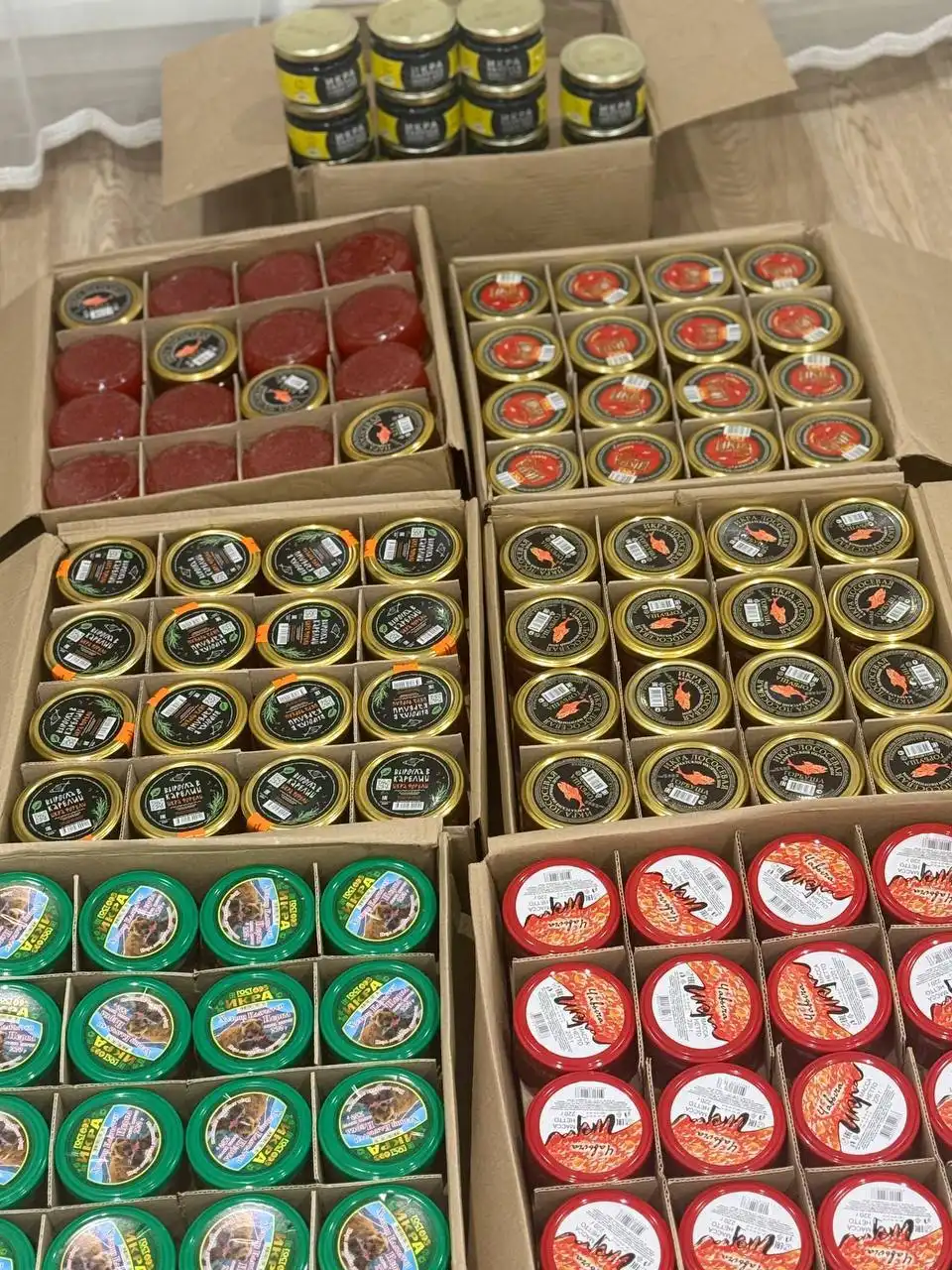 Продажа икры в банках по 220гр - Хобби и отдых в Красноярск
