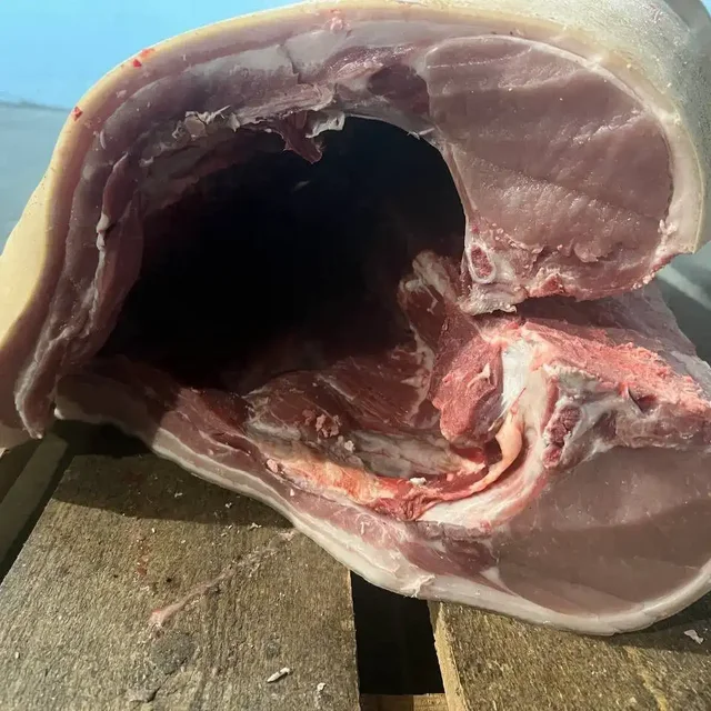 Свинина свежая с ветразрешением в Красноярске - Детские товары в Красноярск