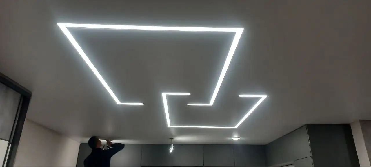 Натяжные потолки - Ремонт и строительство (Услуги) в Красноярск