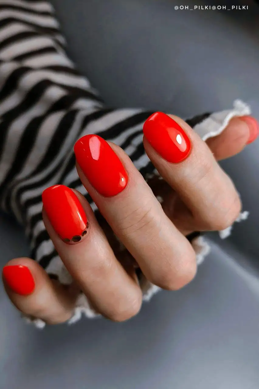 Маникюр с укреплением гель в Октябрьском районе Красноярска - Красота и здоровье (Услуги) в Красноярск