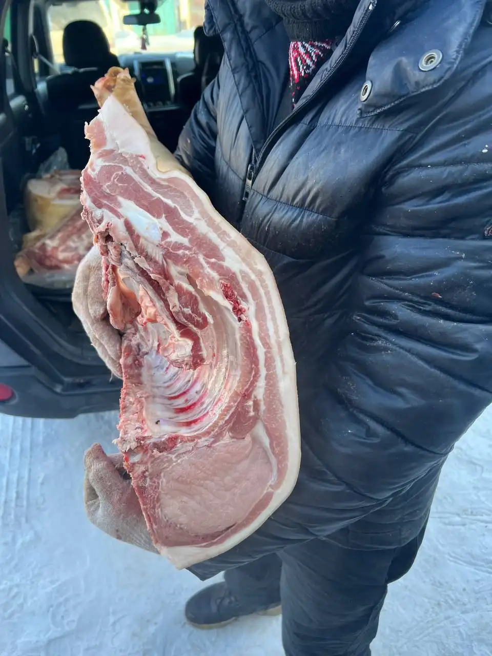 Свежее мясо свинины и телятины - Продукты питания (Барахолка) в Красноярск