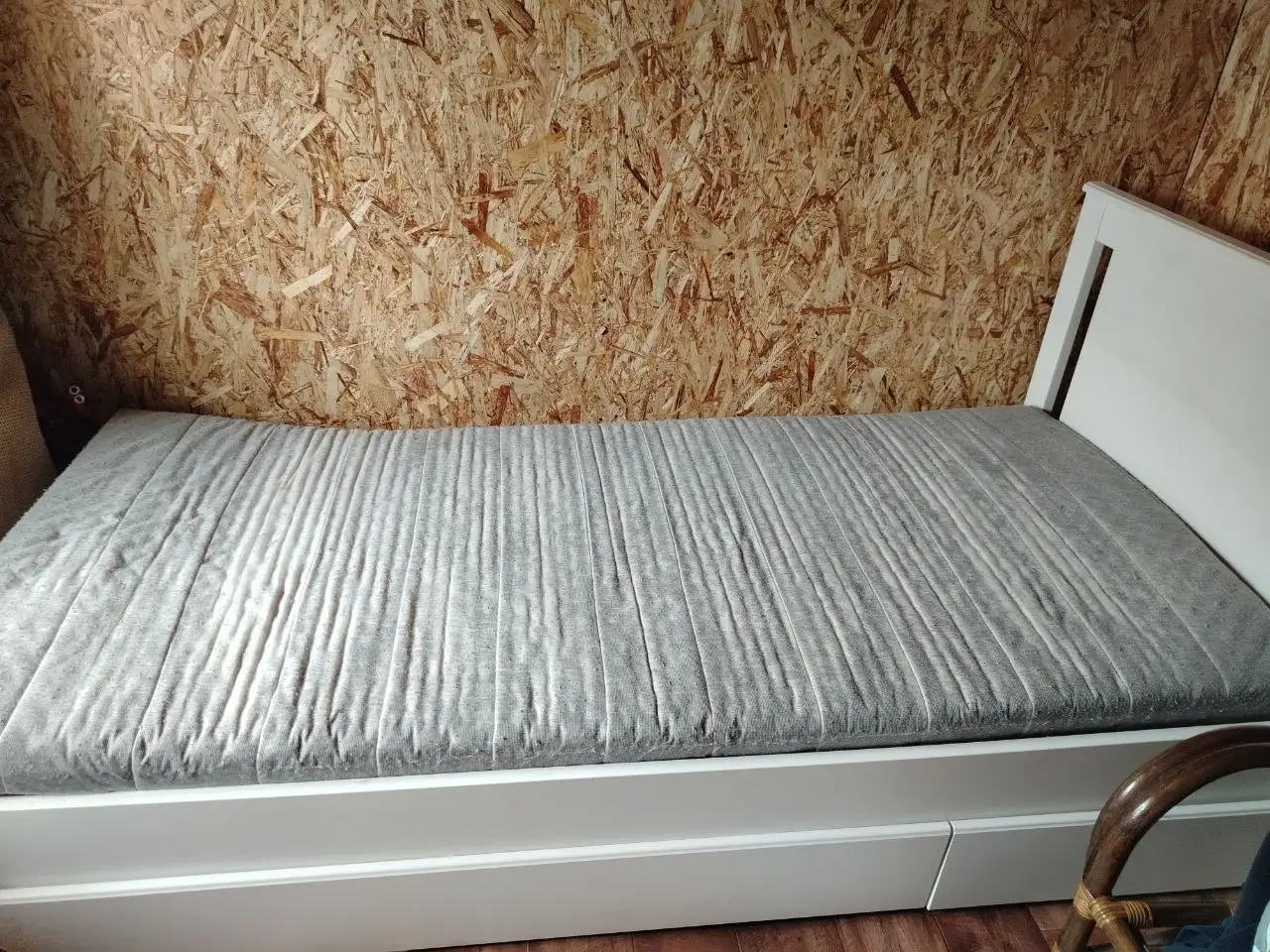 Продам кровать в отличном состоянии - Мебель (Для дома и дачи) в Красноярск