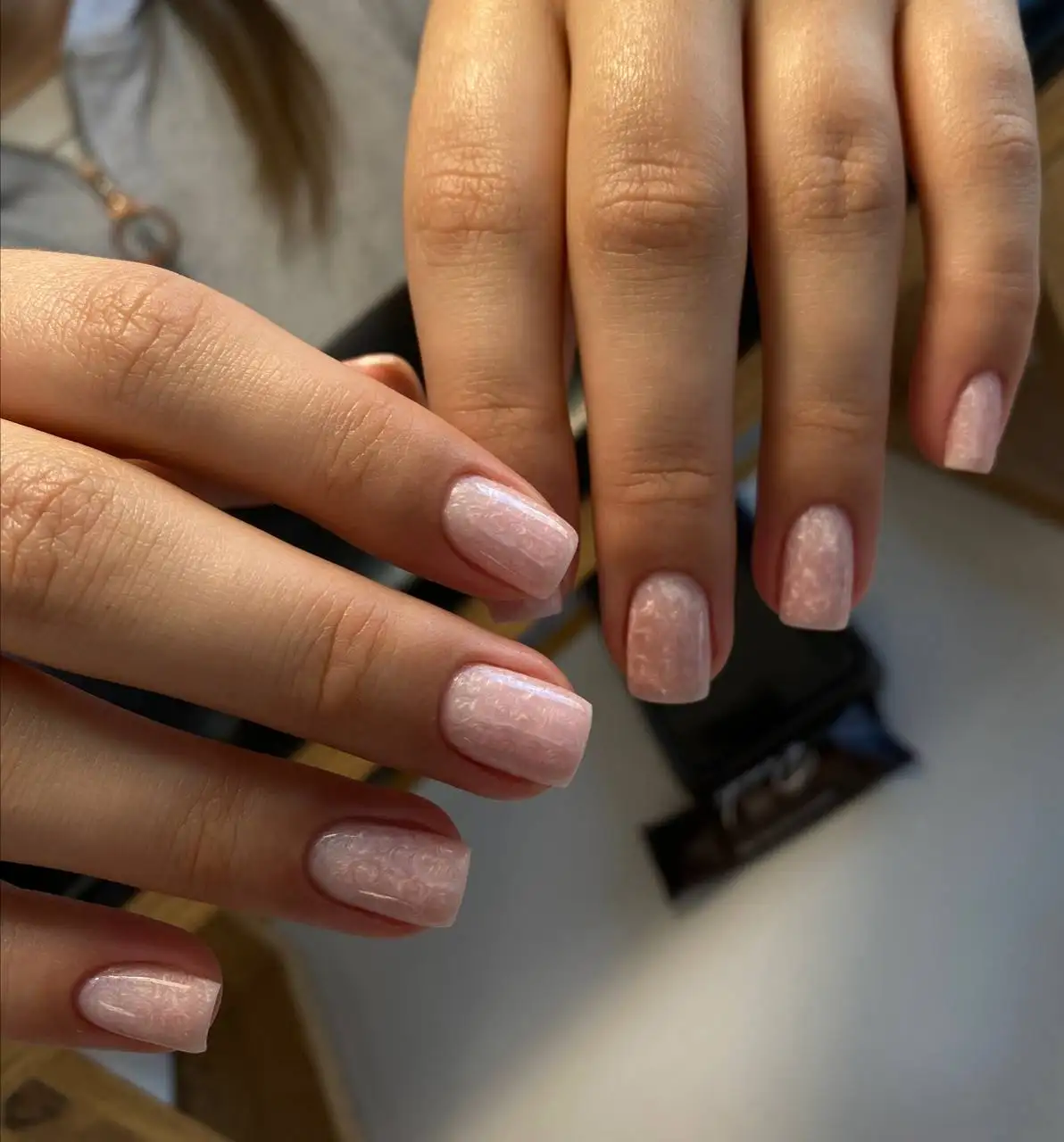 Маникюр от начинающего мастера в студии Nail la belle - Маникюр (Услуги) в Красноярск