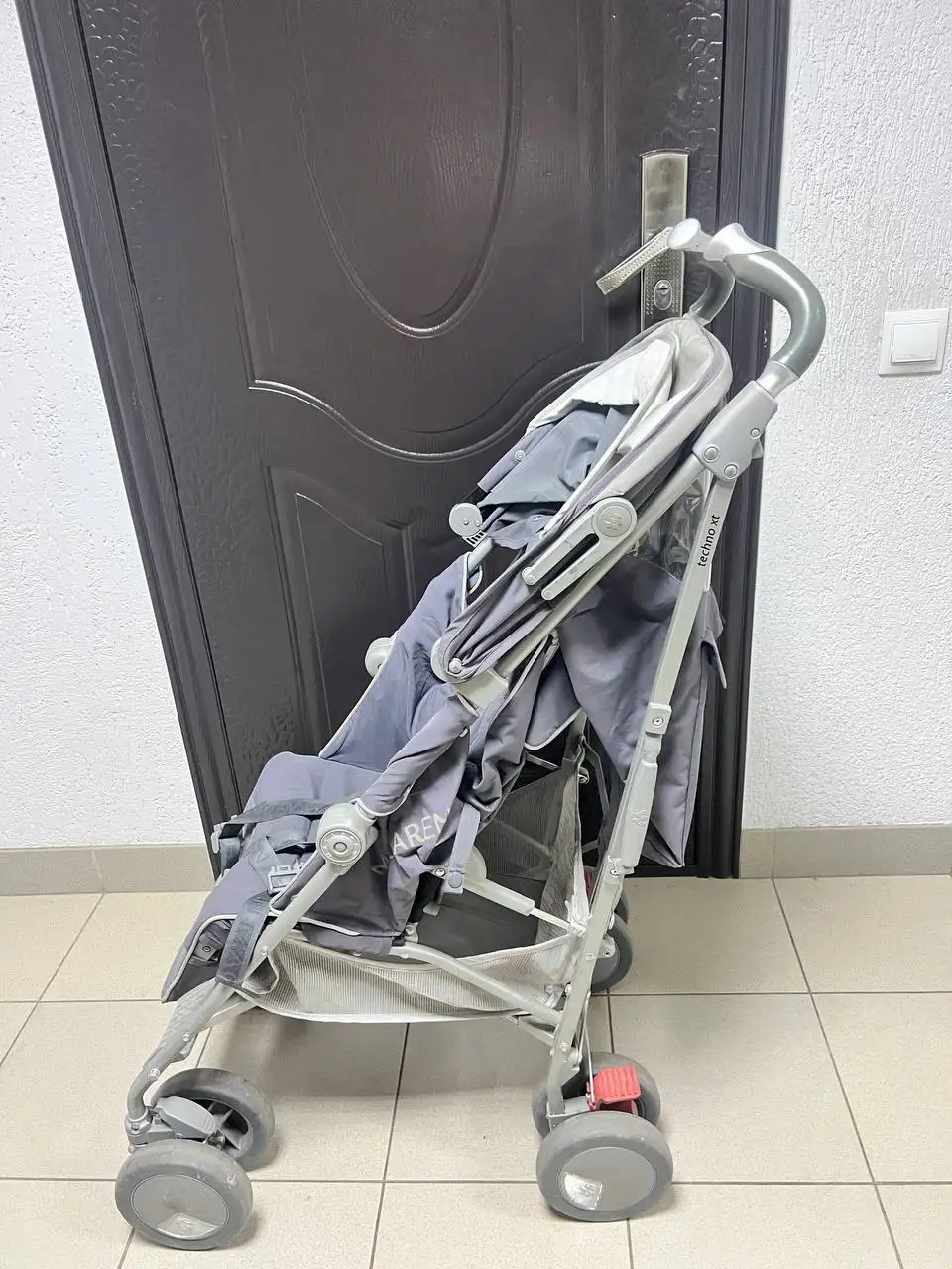 Продам прогулочную коляску Maclaren - Коляски (Товары для детей) в Красноярск