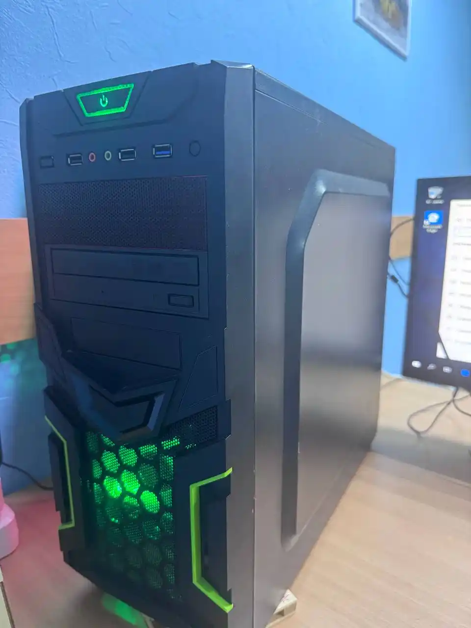 Продам компьютер i5 с монитором