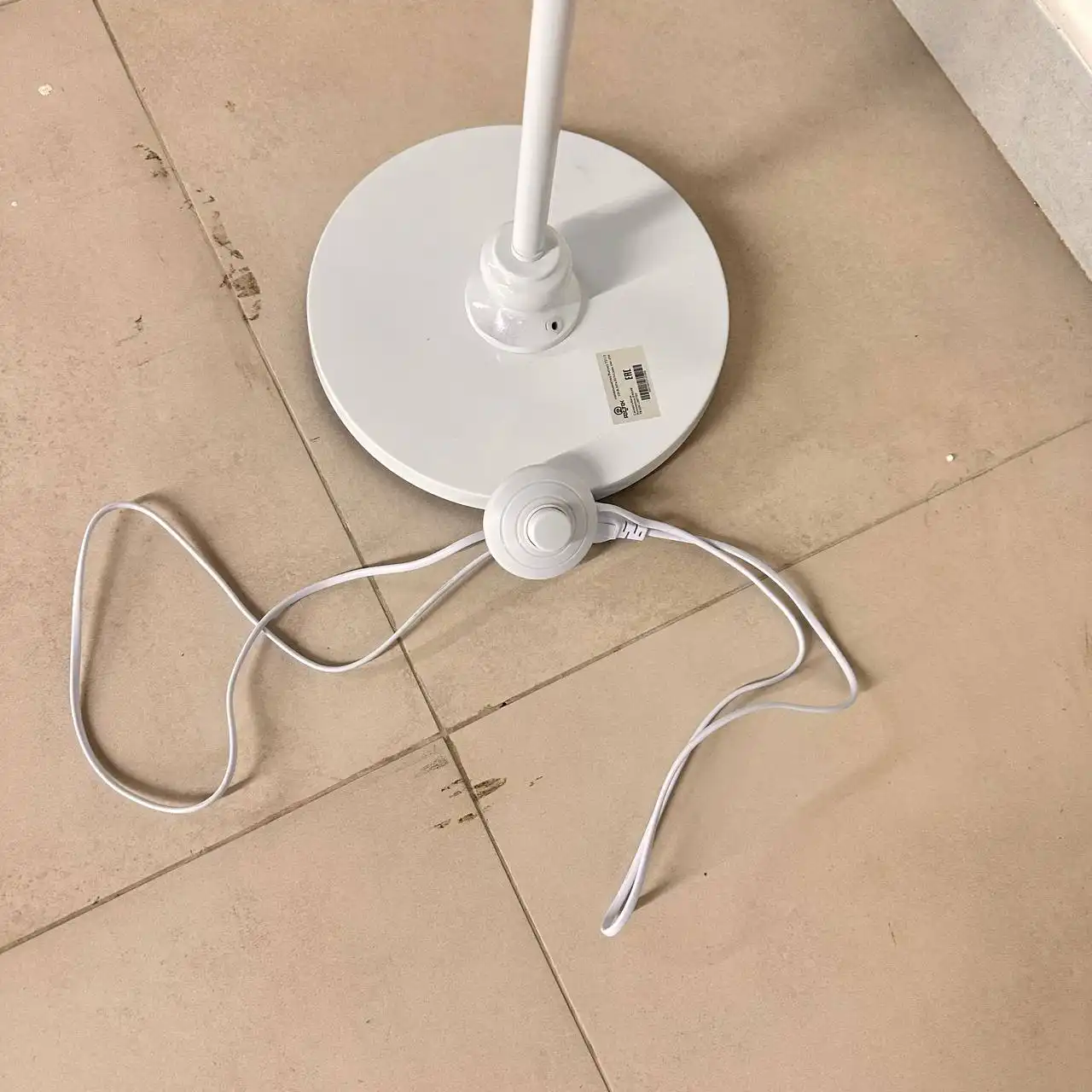 Новый торшер с регулируемым светом