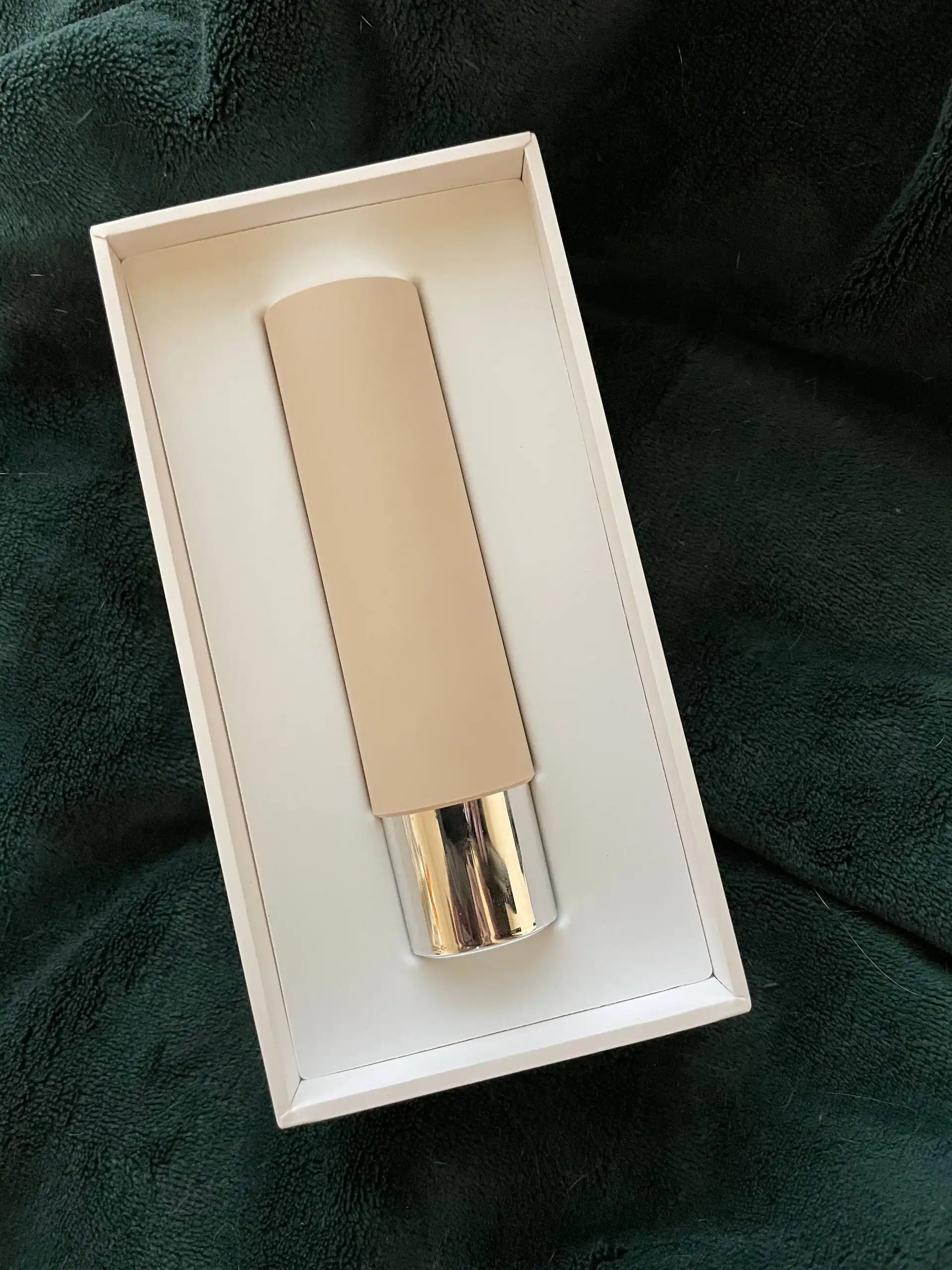 Продам массажер для ухода за кожей вокруг глаз