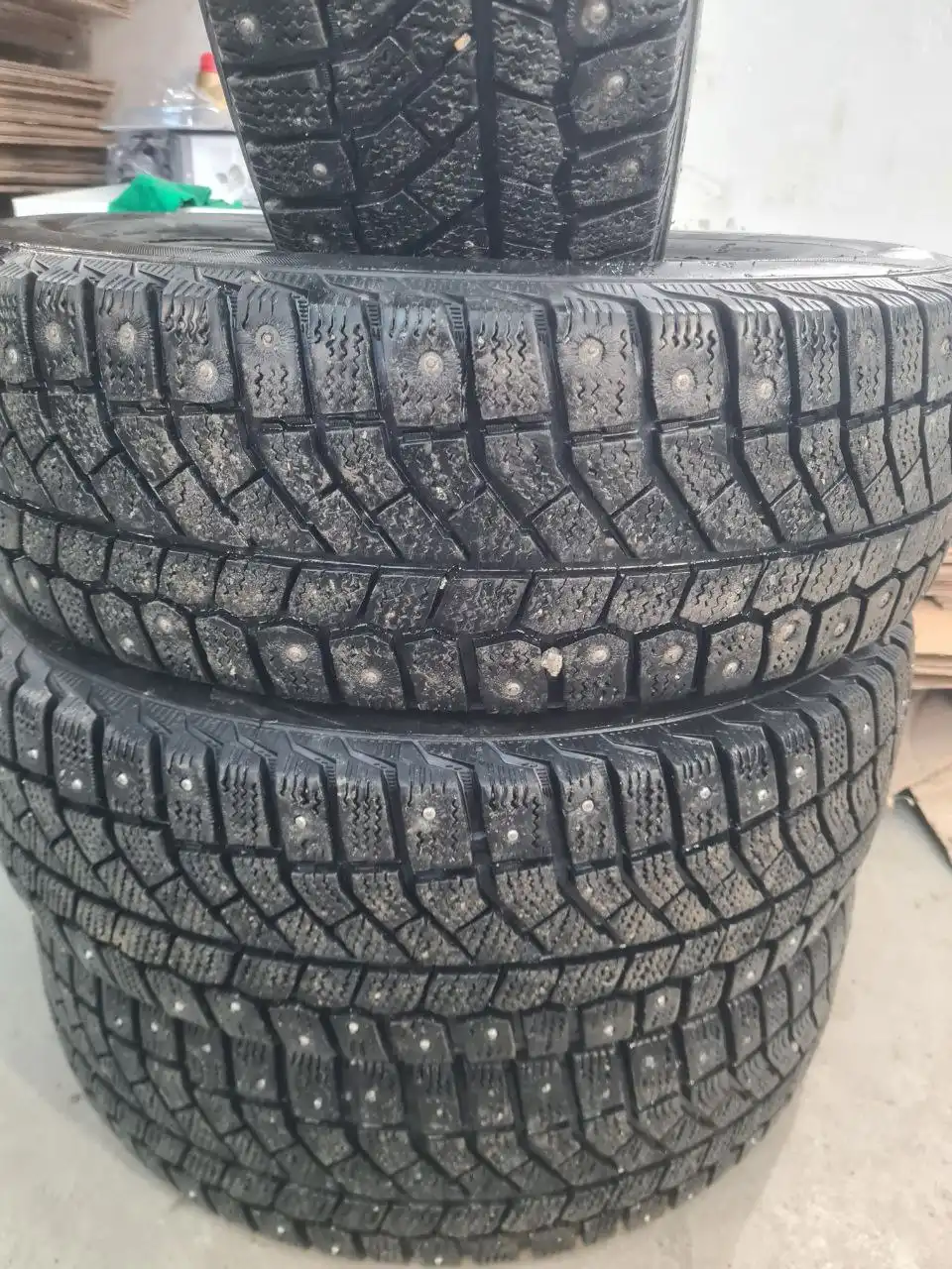 Шины Viatti Brina Nordico V-522 185/65 R15 88T 2017 года