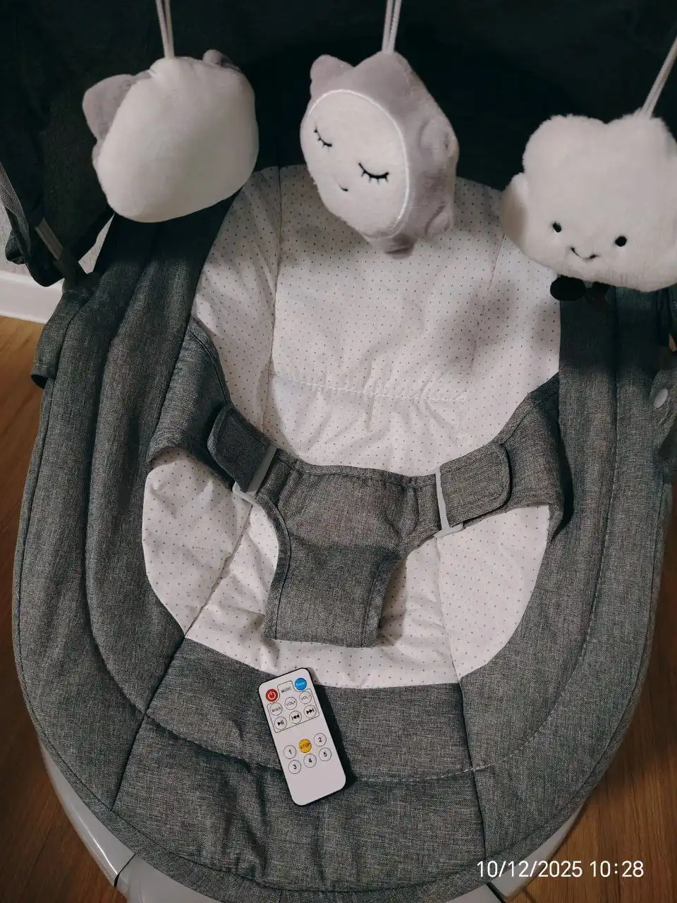 Продам детские электрокачели CINLANKIDS с Bluetooth