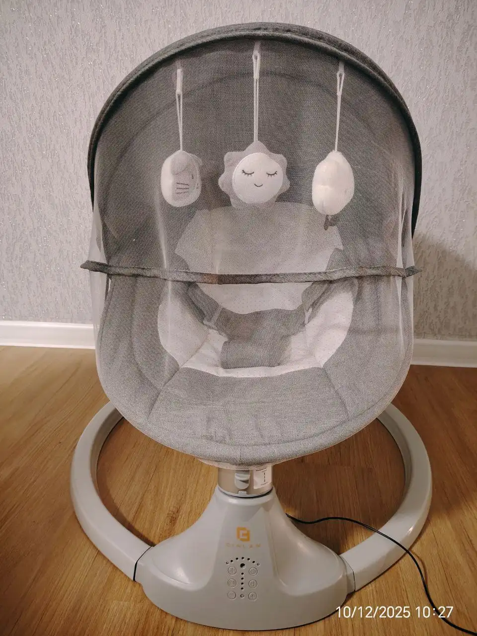 Продам детские электрокачели CINLANKIDS с Bluetooth