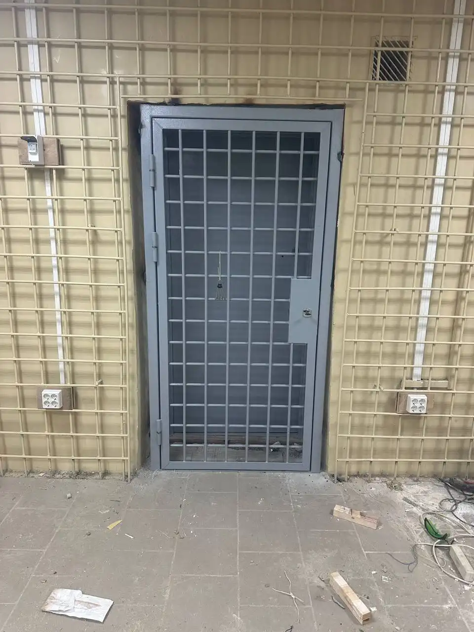 Услуги мобильного сварщика по ремонту металлоконструкций