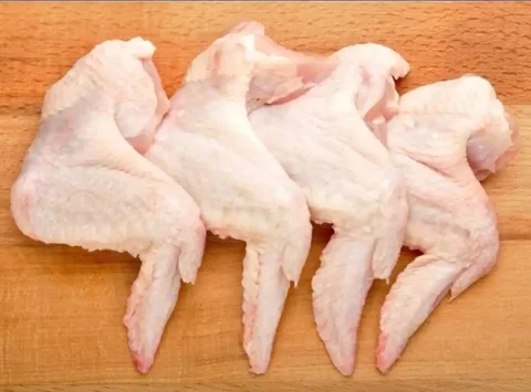 Крыло бройлера с частного хозяйства - Товары для детей в Тюмень