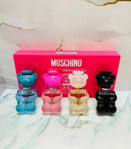 Набор из 4 мини-парфюмов Moschino Toy 2 Bubble Gum - Поиск людей в Тюмень