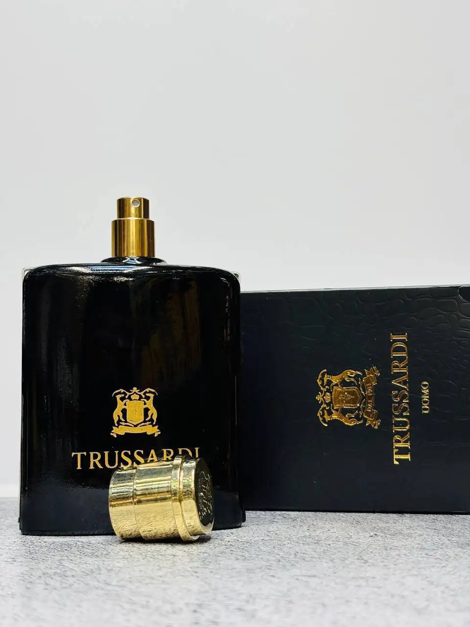 Пара ароматов Trussardi Donna и Trussardi Uomo - Парфюмерия (Барахолка) в Мыс