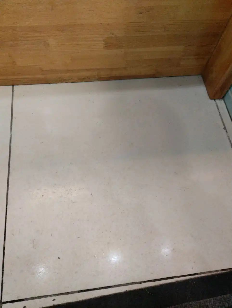 Продам керамогранит б/у