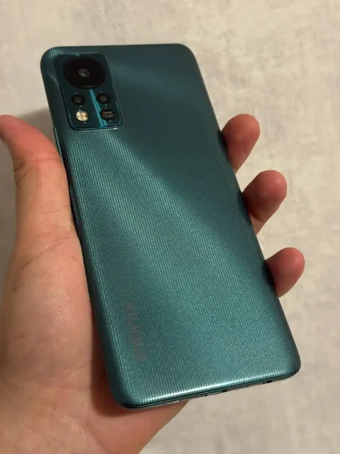 Игровой Аппарат стоящий своих денег - Компьютерная техника в Братск