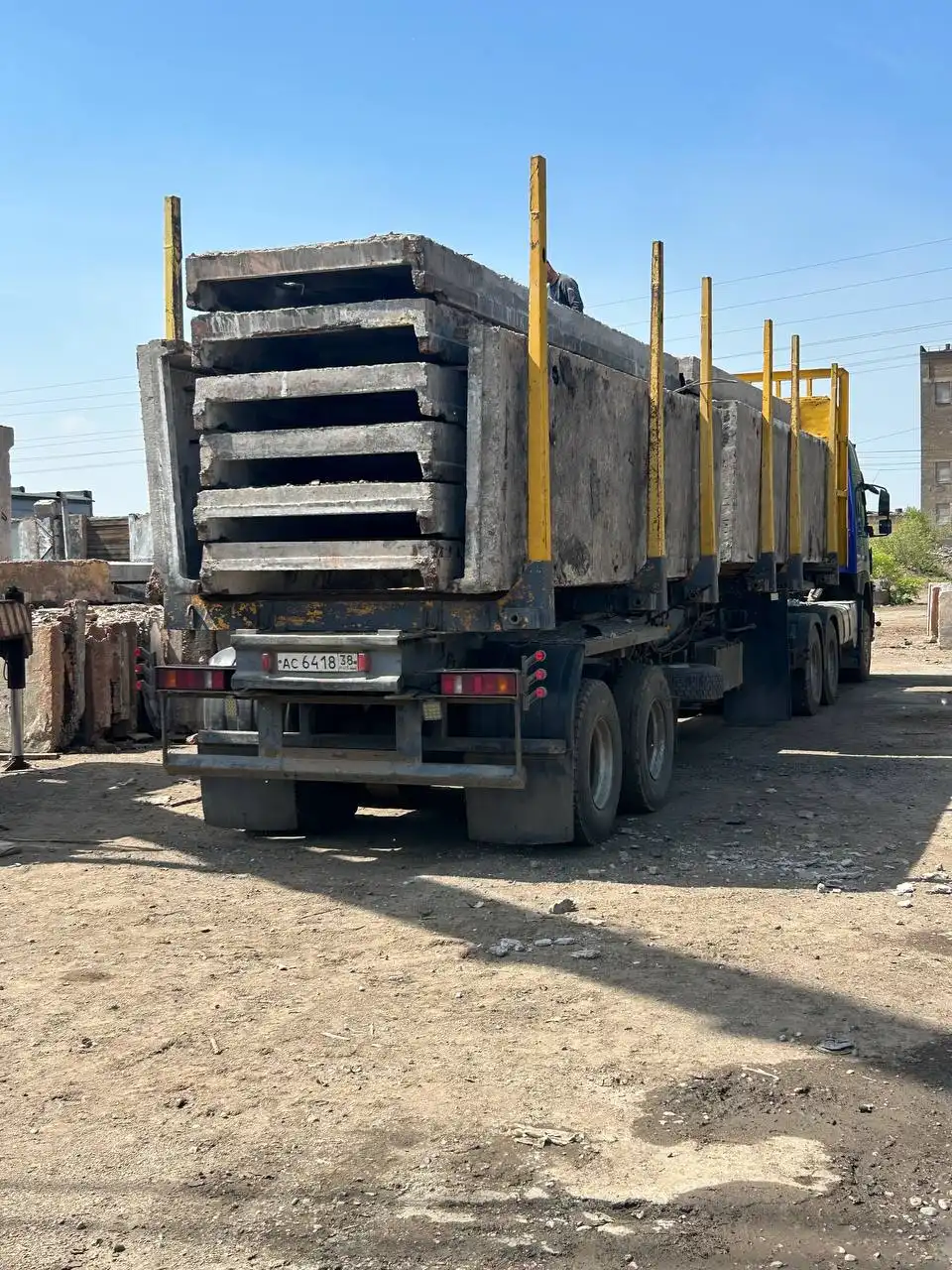 Ворота металлические б/у 6х1,5м и 6х3м с петлями - Металлоконструкции (Барахолка) в Братск