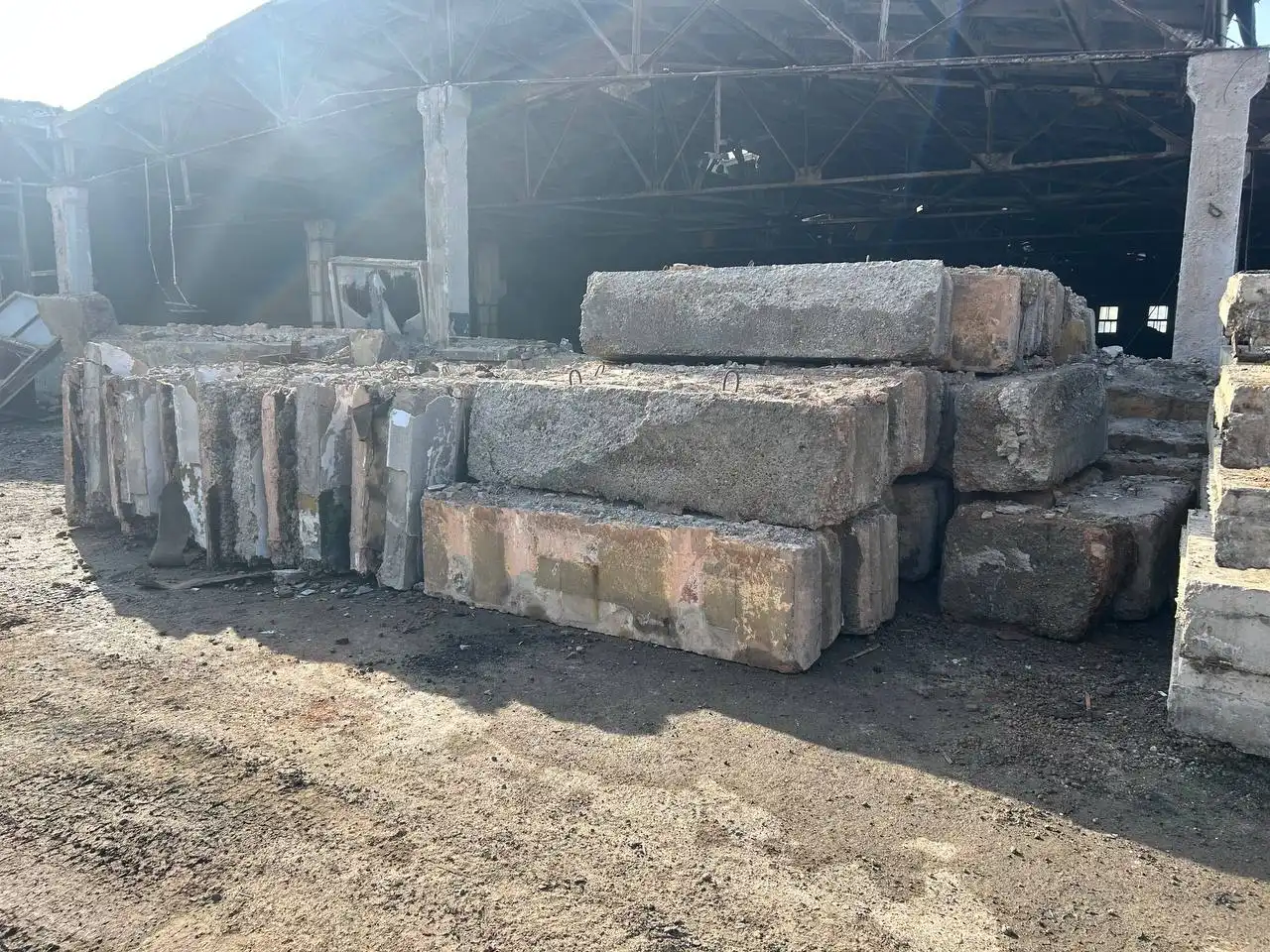 Металлические ворота разных размеров с петлями - Для дома и дачи в Братск