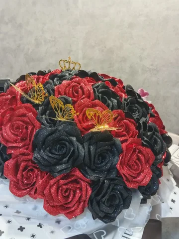 Букет сверкающих роз из атласной ленты на 8 марта - Спортивные товары в Братск