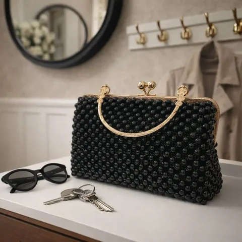 Сумочка из бусин ручной работы - Модели машин/автомобилей в Братск