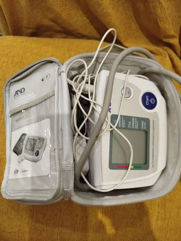 Продам тонометр Энергетик - частное объявление в Братск